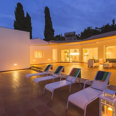 Villa Stunning With Mountain Views - Los Campitos